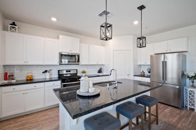 1060 Jan Avenue, Hollister CA: https://media.crmls.org/mediaz/92bde42b-6dd3-4ac1-b884-1c6a05a648a8.jpg