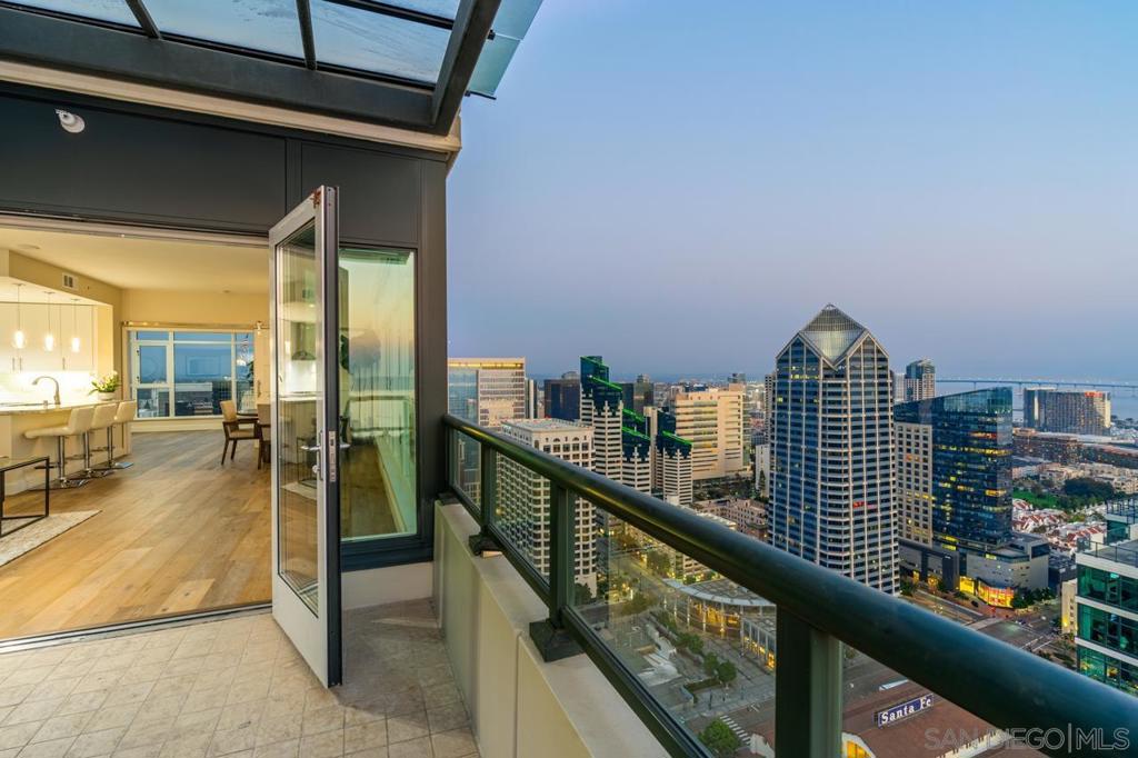 1205 Pacific Hwy - photo 12