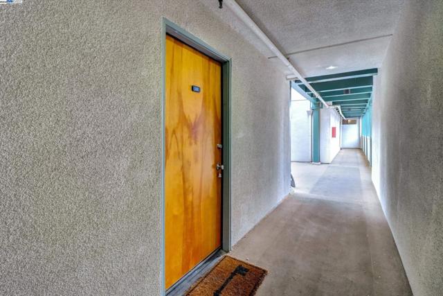 1771 Broadway Street, Concord CA: https://media.crmls.org/mediaz/92be9929-8cbe-415e-89fc-4d20c407a862.jpg