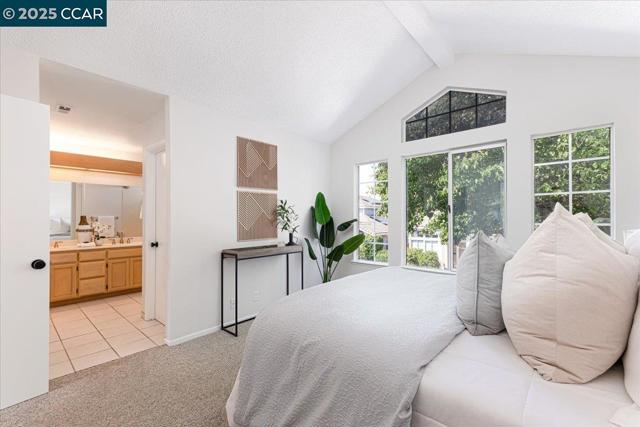 109 Cardoza, Hercules CA: https://media.crmls.org/mediaz/92befcaa-7a9f-4401-8da1-0de27ccfb250.jpg