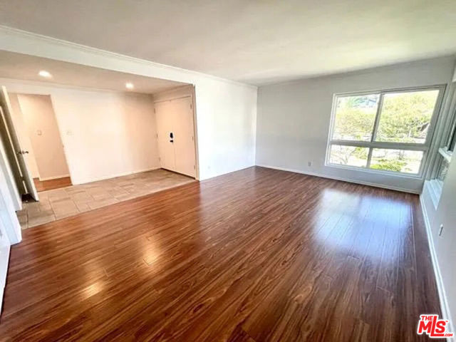 1318 Ozone Avenue, Santa Monica, California 90405, 3 Bedrooms Bedrooms, ,2 BathroomsBathrooms,Single Family Residence,For Sale,Ozone,24430895