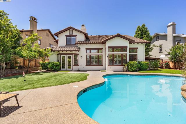 3535 Lessini, Pleasanton CA: https://media.crmls.org/mediaz/92bf7a17-5cb4-49ff-b29e-553138cf025d.jpg