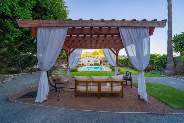 Image 28 of 47 For 3876 Mount Albertine Avenue