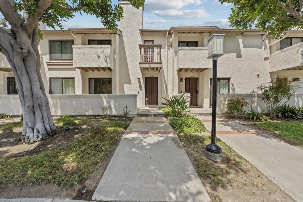 2710 Ariane Drive - photo 2