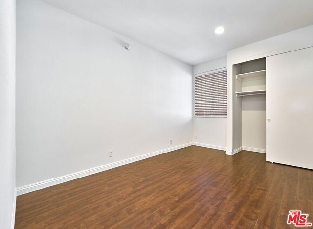 3315 Griffith Park Boulevard, Los Angeles CA: https://media.crmls.org/mediaz/92c2b460-d07b-43ca-9ab9-49575ef64e93.jpg