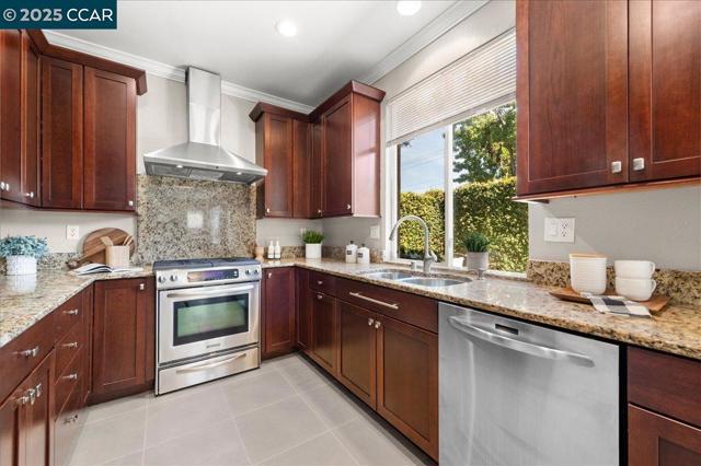 230 Triana Way, San Ramon CA: https://media.crmls.org/mediaz/92c2c453-2678-4e92-864d-50f21c17a51e.jpg