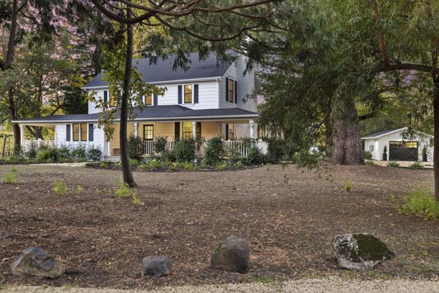 2551 Grant Street, Calistoga CA: https://media.crmls.org/mediaz/92c49a7b-39be-4b75-a3d7-dc77374384ce.jpg