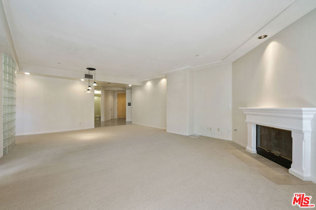 1875 BEVERLY GLEN, Los Angeles CA: https://media.crmls.org/mediaz/92c53c6d-cfa2-4ea3-a5c7-3a4ef520b82e.jpg
