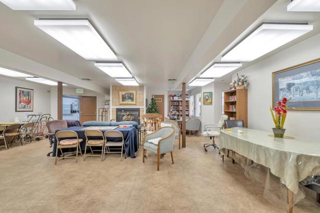 203 Vista Prieta Court, Santa Cruz CA: https://media.crmls.org/mediaz/92c54352-114f-421b-94a0-c2c010eb7103.jpg