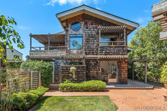 335 Fern Glen, La Jolla CA: https://media.crmls.org/mediaz/92c5f6c5-8f9f-479d-8734-d912e7d8f7da.jpg