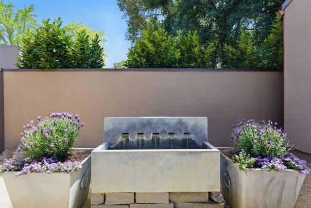642 Middlefield Road, Palo Alto CA: https://media.crmls.org/mediaz/92c6abf5-8f12-4429-8848-3d1ac938765b.jpg