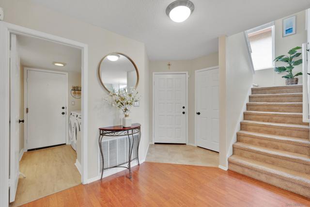 632 Paseo Rio, Vista CA: https://media.crmls.org/mediaz/92c6d3ff-e1f2-4b44-b241-d06eef203cb9.jpg