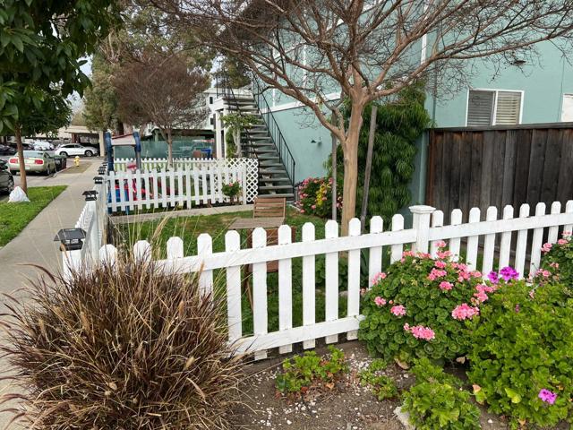 203 Wilton Drive, Campbell CA: https://media.crmls.org/mediaz/92c7507f-b7f1-490c-80a4-8508877f0500.jpg