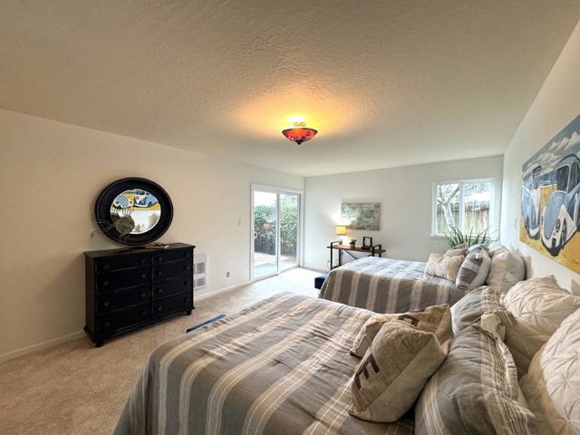 304 12th Street, Montara CA: https://media.crmls.org/mediaz/92c79fdf-dc2a-4296-a044-d33fcdd175e7.jpg
