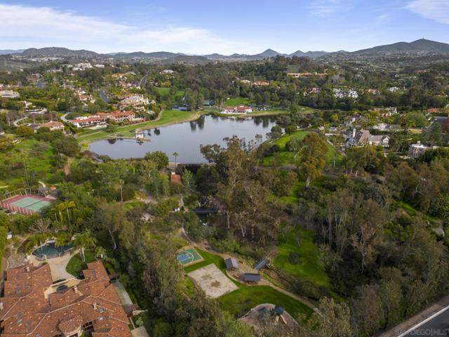 16730 Via De Los Rosales, Rancho Santa Fe, California 92067, 5 Bedrooms Bedrooms, ,5 BathroomsBathrooms,Single Family Residence,For Sale,Via De Los Rosales,240019084SD