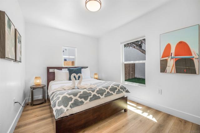 1817 19 Sunset Cliffs Blvd, San Diego CA: https://media.crmls.org/mediaz/92c85042-2e49-4d5e-9c54-576b7e799be8.jpg