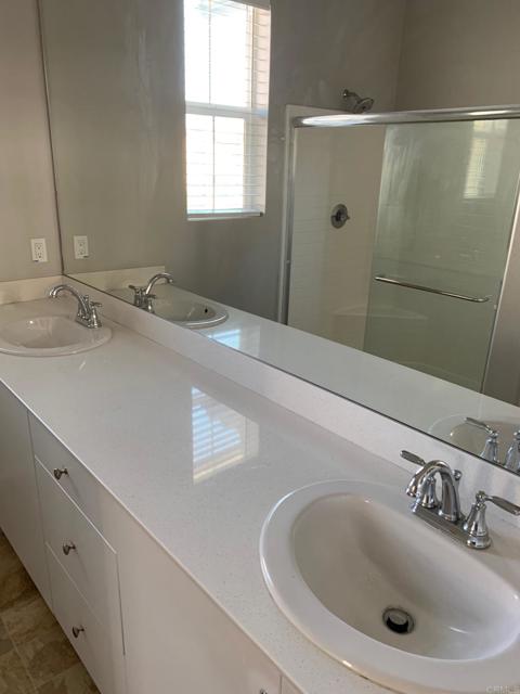 Detail Gallery Image 11 of 24 For 31565 Calle Canto, Temecula,  CA 92592 - 3 Beds | 3 Baths