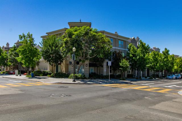 1393 Cattail Court, San Marcos CA: https://media.crmls.org/mediaz/92c97eaf-879f-4b7f-b6a6-c6ce4a16fb7e.jpg