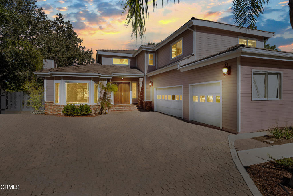 92ca2700 4437 41dc Bec2 439d8f7f7036