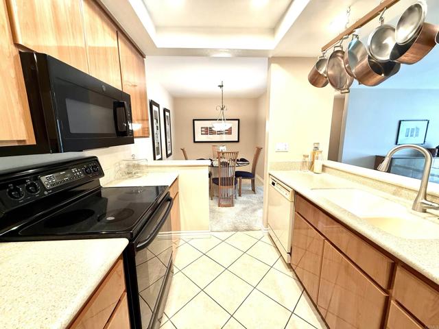 Detail Gallery Image 12 of 37 For 5999 Rancho Mission Rd #213,  San Diego,  CA 92108 - 1 Beds | 1 Baths