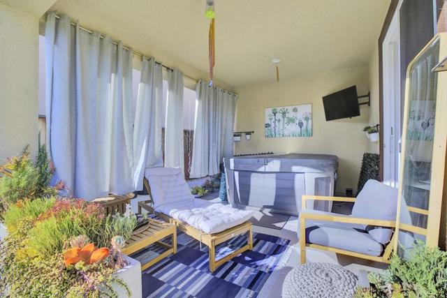 871 Cordoba Way, Hollister CA: https://media.crmls.org/mediaz/92cb2190-85b9-4a69-a650-2fd4cc352ccb.jpg