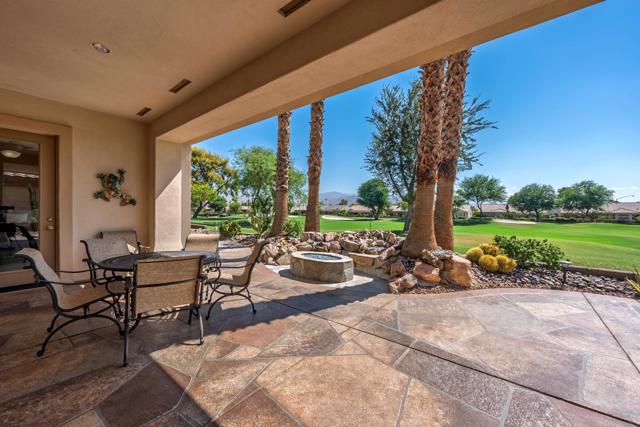 37552 Mojave Sage Street, Palm Desert CA: https://media.crmls.org/mediaz/92cb6c3a-b5cc-4da3-8325-14960c340499.jpg