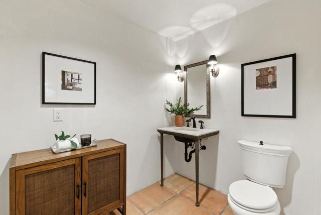 45 Sneckner Court, Menlo Park CA: https://media.crmls.org/mediaz/92cbbe2b-00b4-4970-a7a4-fe6447ff653d.jpg