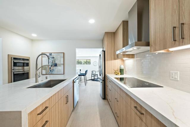 45715 Verba Santa Drive, Palm Desert CA: https://media.crmls.org/mediaz/92ccb5f8-3687-4132-bcc0-b01624eafc94.jpg