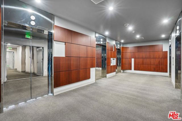 1100 Wilshire Boulevard, 1804 photo 19