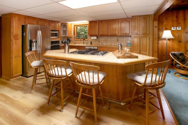116 Wildrose Terrace, Boulder Creek CA: https://media.crmls.org/mediaz/92ce81d1-26a7-45d3-bd8e-740c4668e9dd.jpg