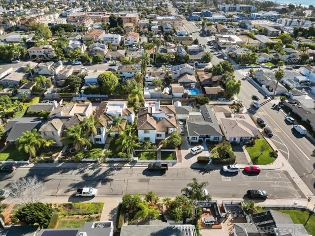 819 Van Nuys St, San Diego CA: https://media.crmls.org/mediaz/92ce8f6e-c1bd-4539-a449-4b3b0fdd474e.jpg