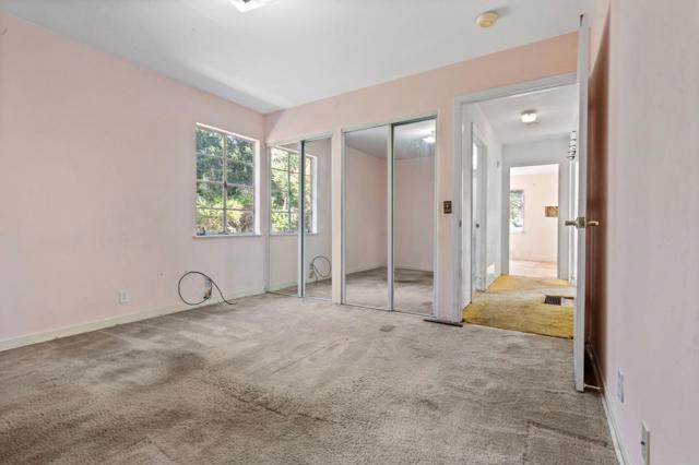 2326 Buena Vista Avenue, Belmont CA: https://media.crmls.org/mediaz/92cf4734-7a98-4630-95f6-291d2142fa50.jpg