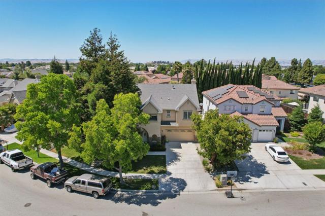 540 Lavender Way, Hollister CA: https://media.crmls.org/mediaz/92cf4dfd-8410-4065-9a15-7dfa6a175361.jpg