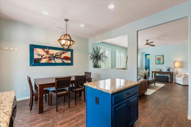 81682 Avenida Celaya, Indio CA: https://media.crmls.org/mediaz/92cf95c5-e3f7-481c-87ea-c545b48327d9.jpg