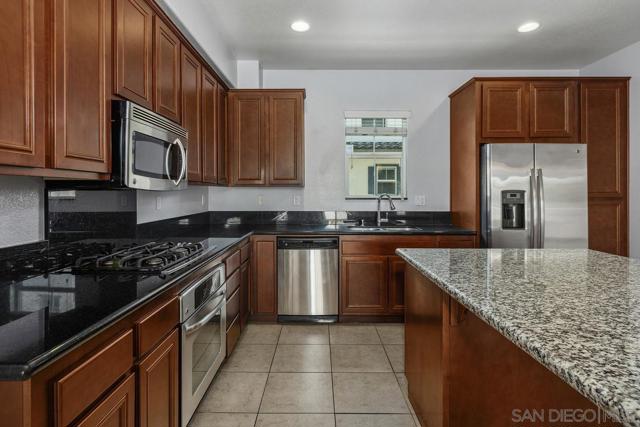 1623 Gila Ct, Chula Vista CA: https://media.crmls.org/mediaz/92d04e0d-14fa-491b-bdb6-fcd1345f4e8a.jpg