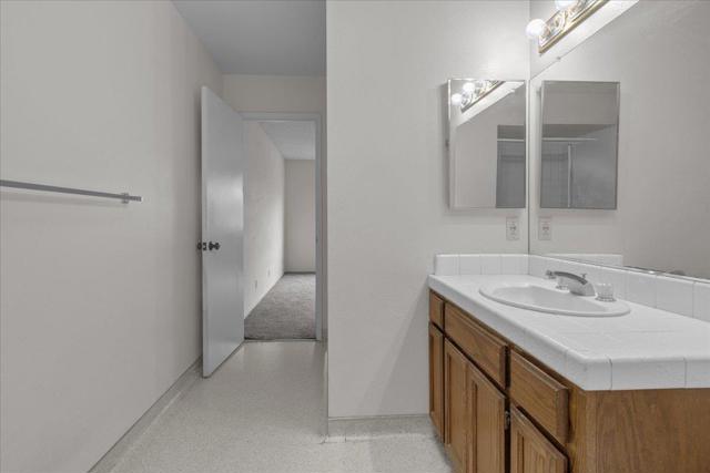 1575 Sepulveda Drive, Salinas CA: https://media.crmls.org/mediaz/92d18f2e-52b6-466b-8d40-cddfad9281f4.jpg