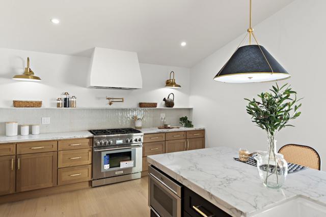 24235 Via Aquara Ave, Laguna Niguel CA: https://media.crmls.org/mediaz/92d1953b-92bd-471c-bed6-5beca74f0a4f.jpg