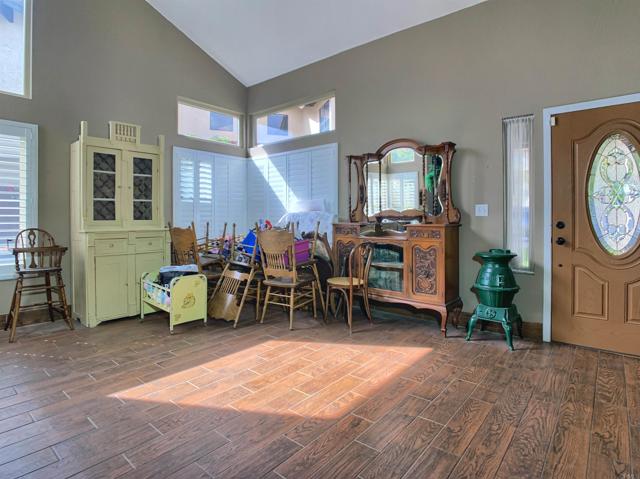 Detail Gallery Image 21 of 50 For 10027 Vallata Ct, Spring Valley,  CA 91977 - 4 Beds | 2/1 Baths