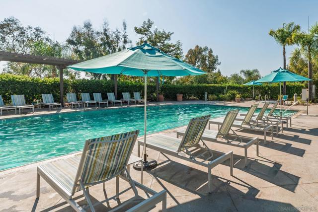 6393 Paseo Aspada, Carlsbad CA: https://media.crmls.org/mediaz/92d1c855-2bc1-4e22-8240-d117f03bdd77.jpg
