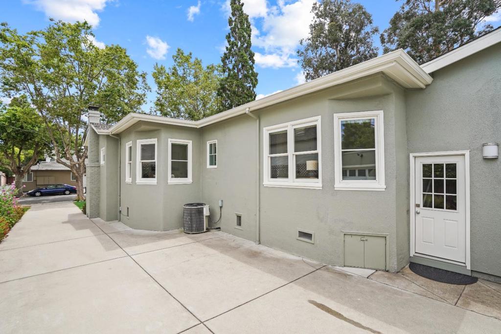 92D1Ce2E Af7B 4Ba6 A9C9 61D4B18D0E8A 1412 Mills Avenue, Burlingame, Ca 94010 &Lt;Span Style='BackgroundColor:transparent;Padding:0Px;'&Gt; &Lt;Small&Gt; &Lt;I&Gt; &Lt;/I&Gt; &Lt;/Small&Gt;&Lt;/Span&Gt;