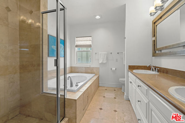 11826 Dorothy Street, Los Angeles CA: https://media.crmls.org/mediaz/92d1e7a8-18b8-47a1-bf07-a8bbed1e08ff.jpg