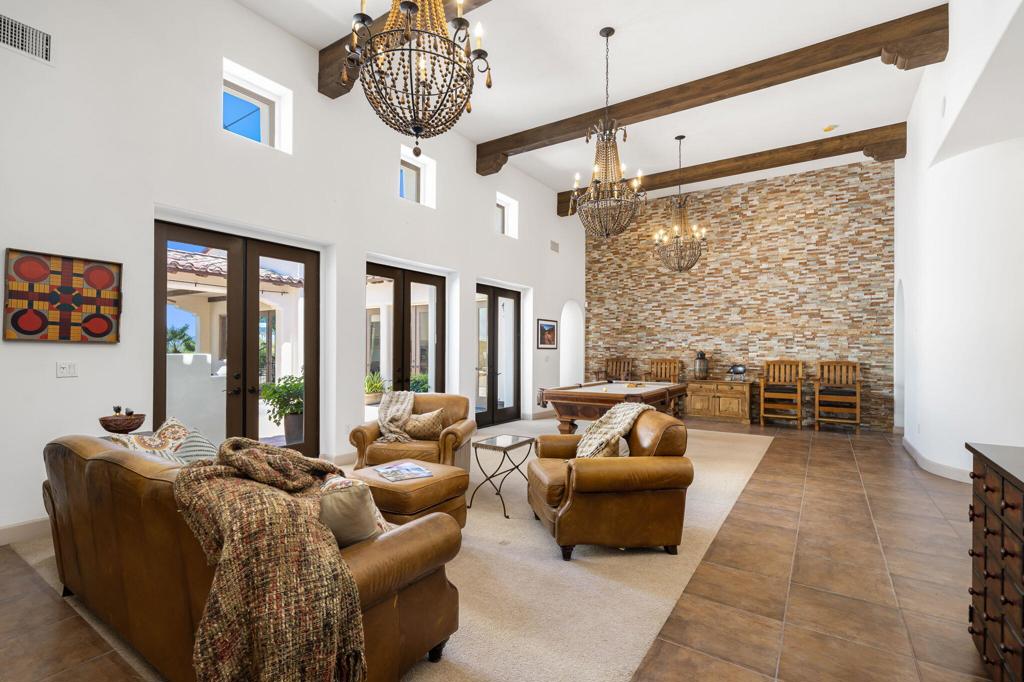 MLS #219139299DA image #4