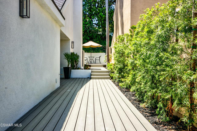 29831 White Otter Lane, Laguna Niguel CA: https://media.crmls.org/mediaz/92d43710-fbc1-48ce-9f27-f4bc5c2acfef.jpg