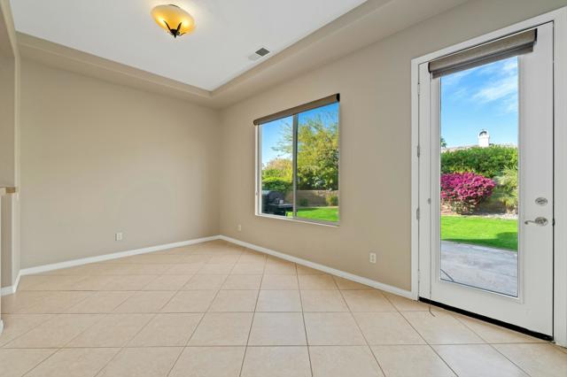 79862 Amora Drive, La Quinta CA: https://media.crmls.org/mediaz/92d470a3-2913-4497-9863-8b0e85ed9a65.jpg