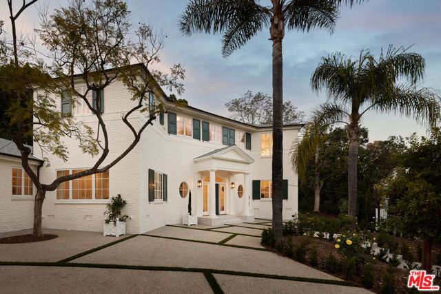 6 Bed Home for Sale in Los Angeles, California