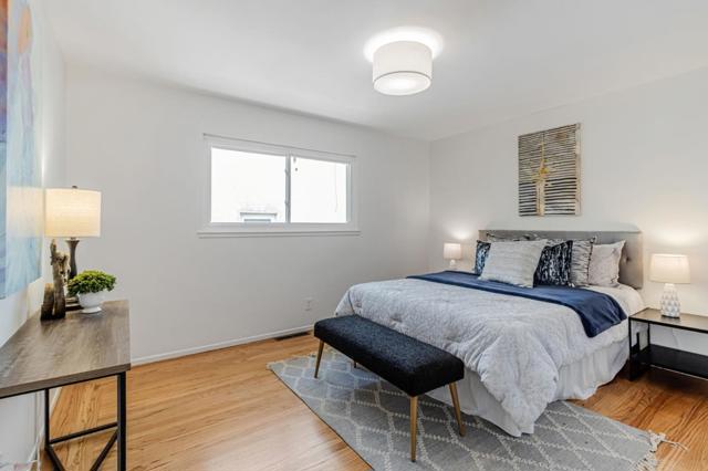 6827 Ridgewood Drive, Oakland CA: https://media.crmls.org/mediaz/92d7a8d4-e432-4caf-80ad-f81275a59583.jpg