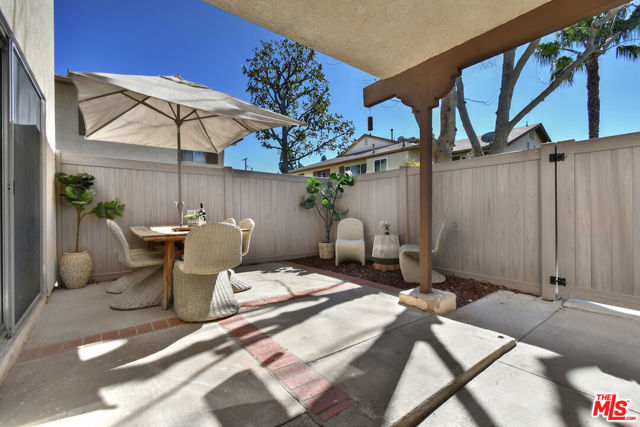 10341 Canoga Avenue, 3 photo 3