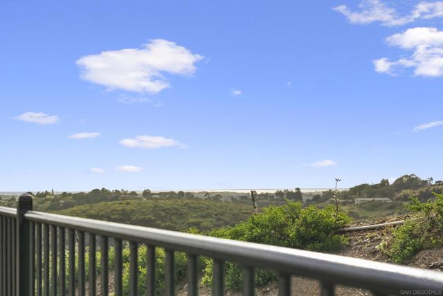 1238 Topanga Dr, San Marcos CA: https://media.crmls.org/mediaz/92d7f7aa-00f0-4d2f-960e-98ac1cc13bf9.jpg