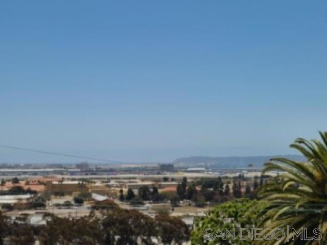 MLS #250033043SD img 11