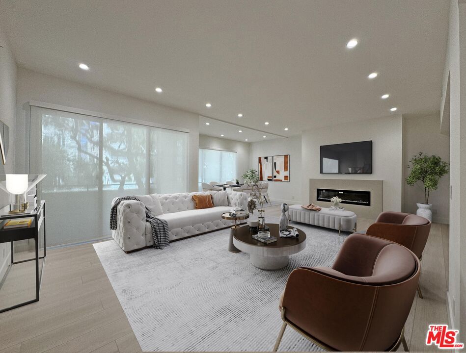 1870 Veteran Avenue #116